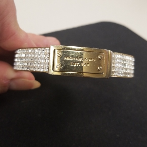 Michol  Kors Bracelet - Picture 1 of 2